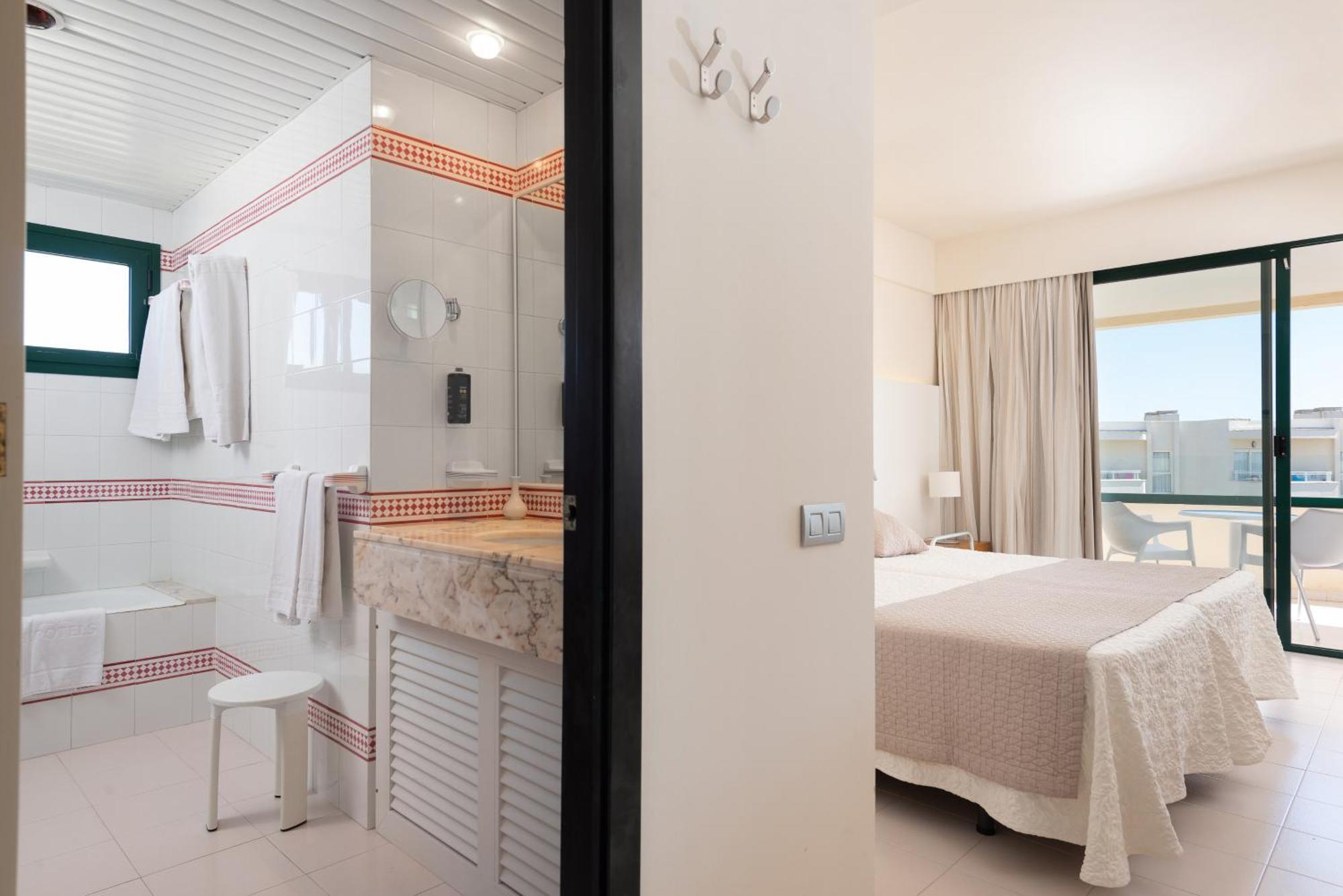 Welikehotel Marfil Playa Sa Coma  Exterior photo